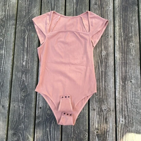 Bodysuit: Ribbed Square Neck - Picture 2 of 9